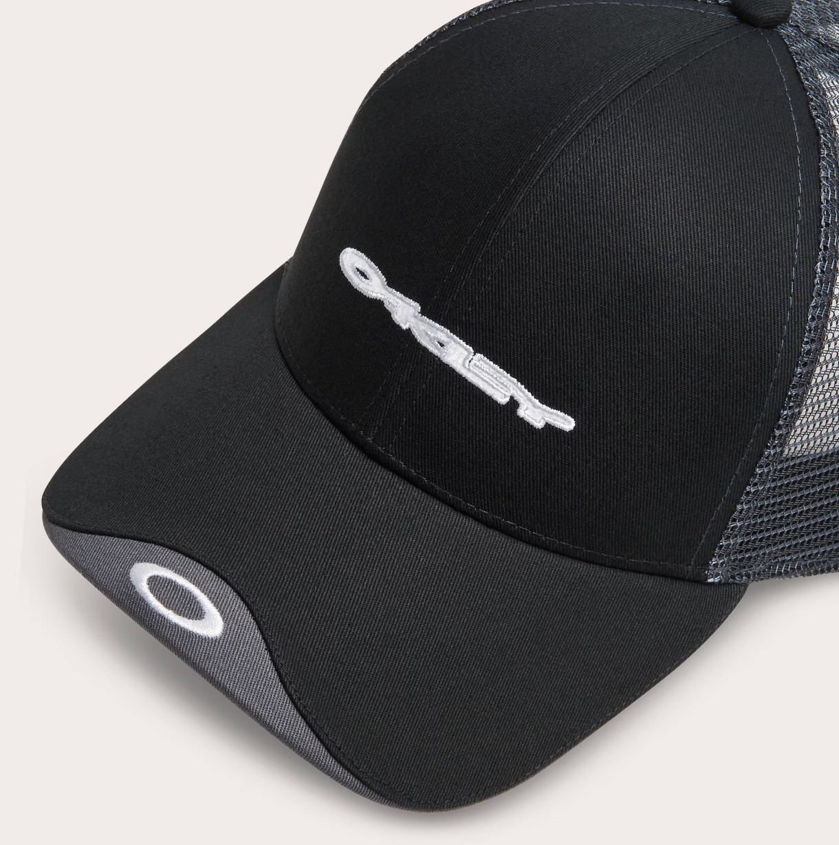 Oakley Oakley Classic Trucker Hat BlackOut