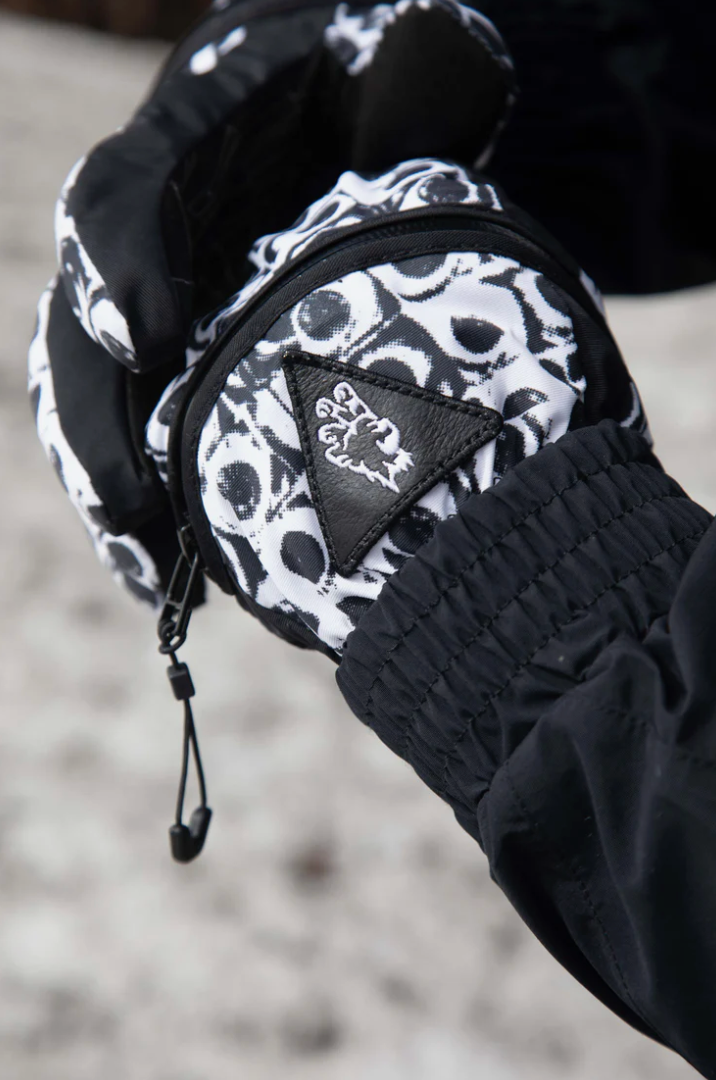 Death Grip Ghoul Glove Eyes