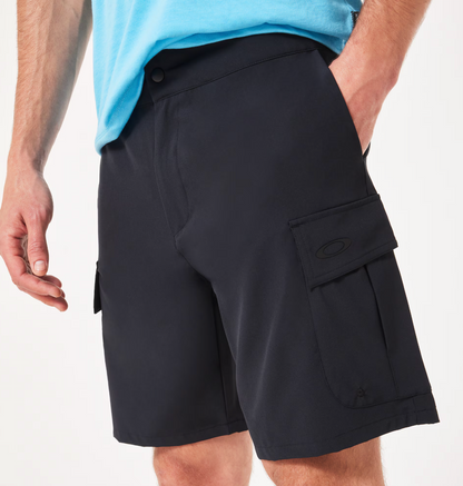 Oakley Cape Cargo RC Hybrid 20” Short BlackOut