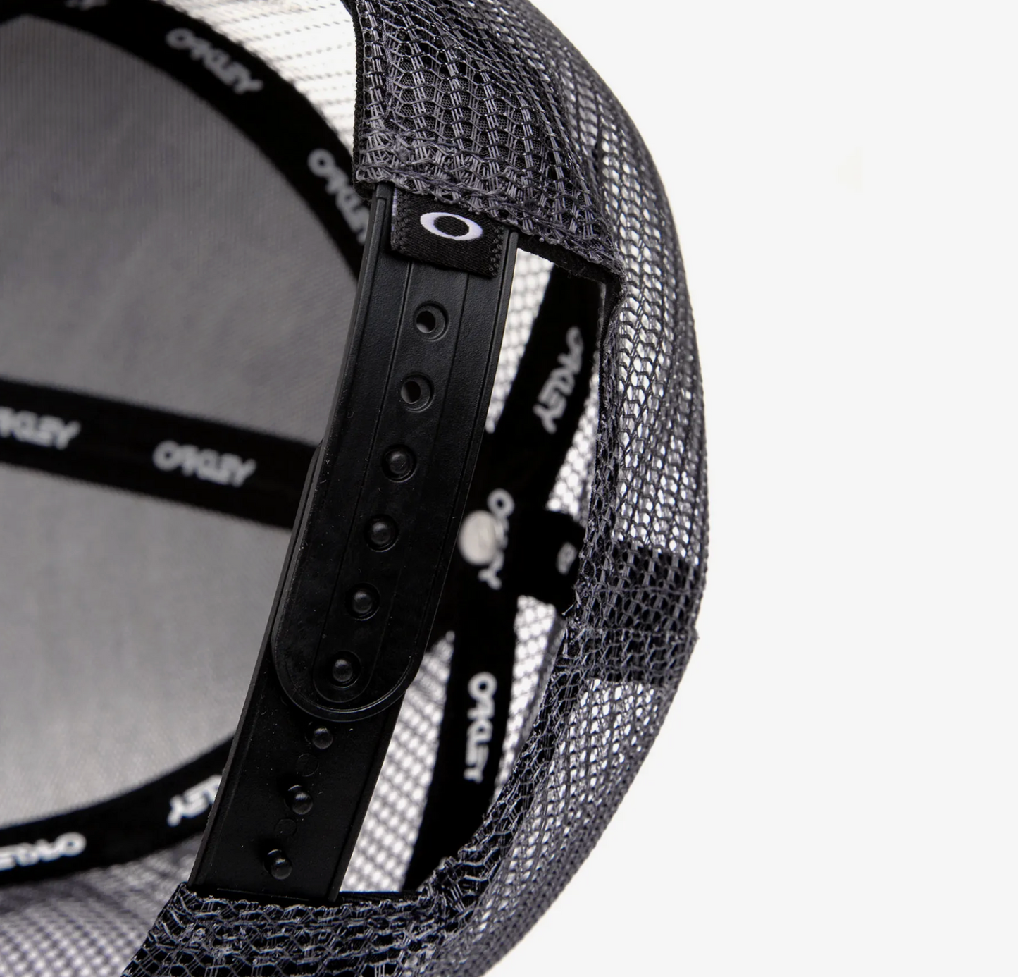 Oakley Oakley Classic Trucker Hat BlackOut