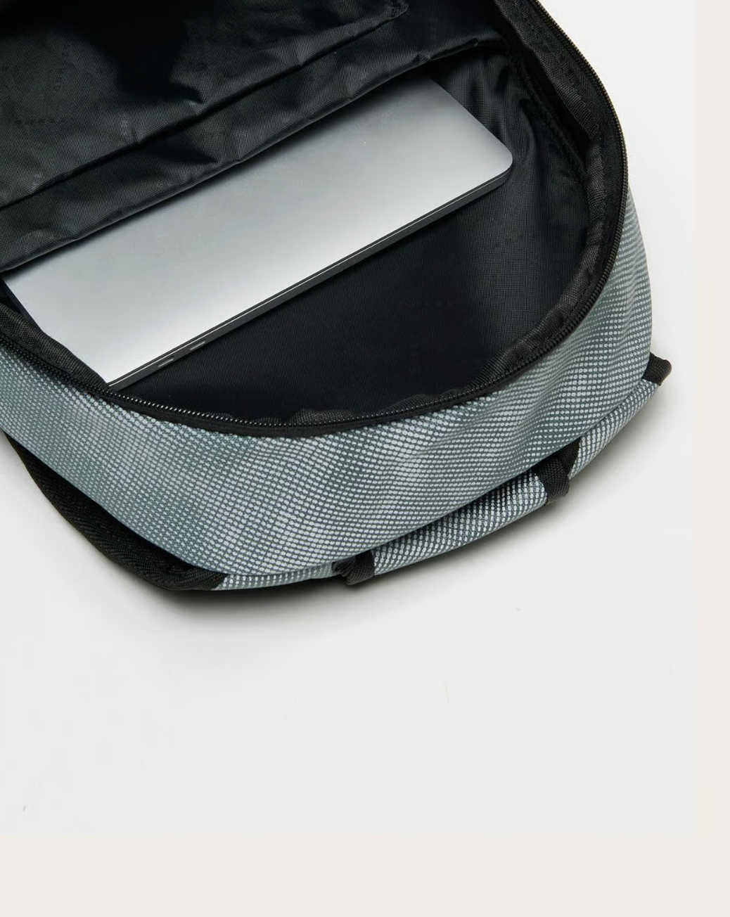 Oakley Primer Rc Laptop Bag Reflective Camo av Green
