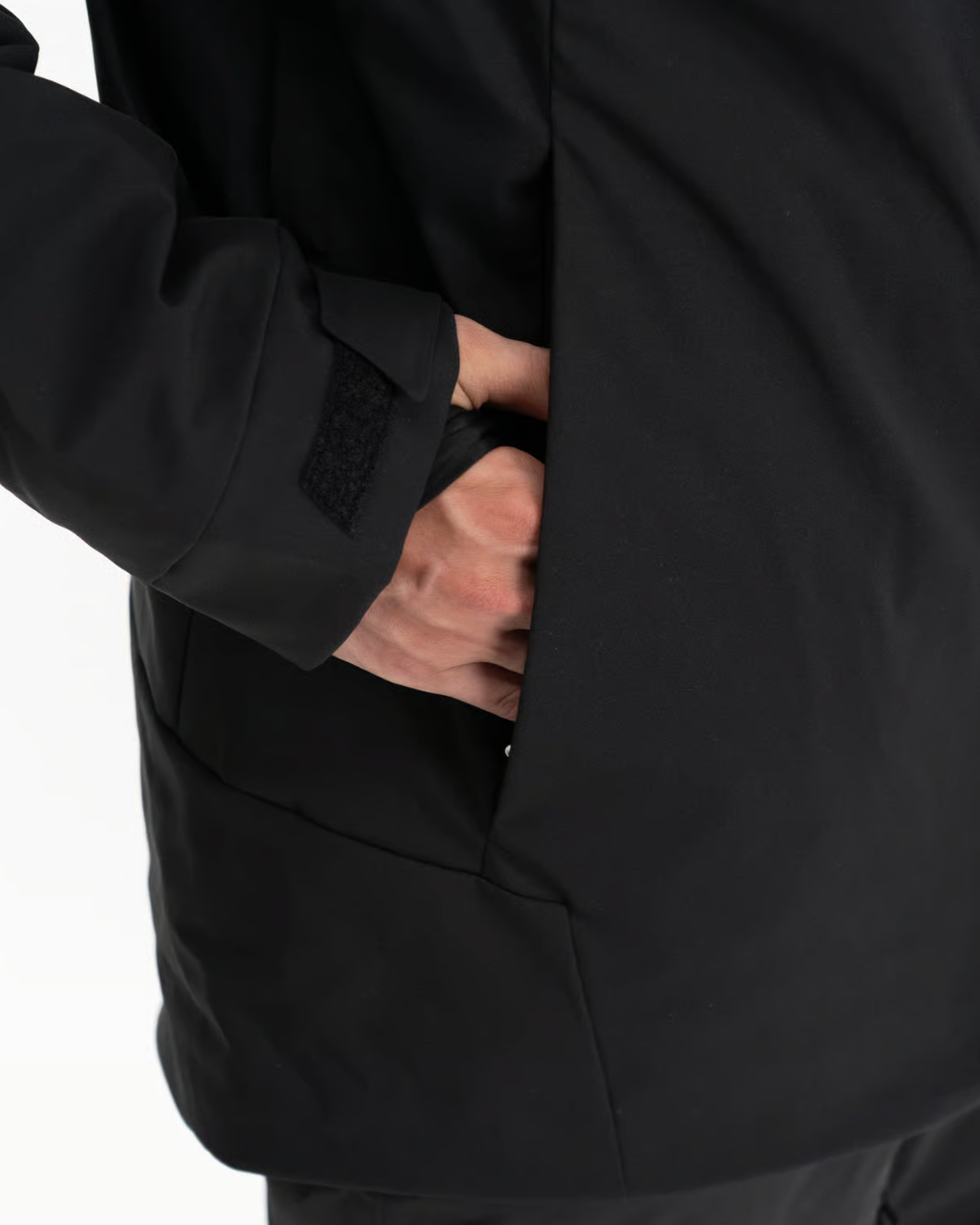 Oakley TNP TBT Insulated Jacket Blackout