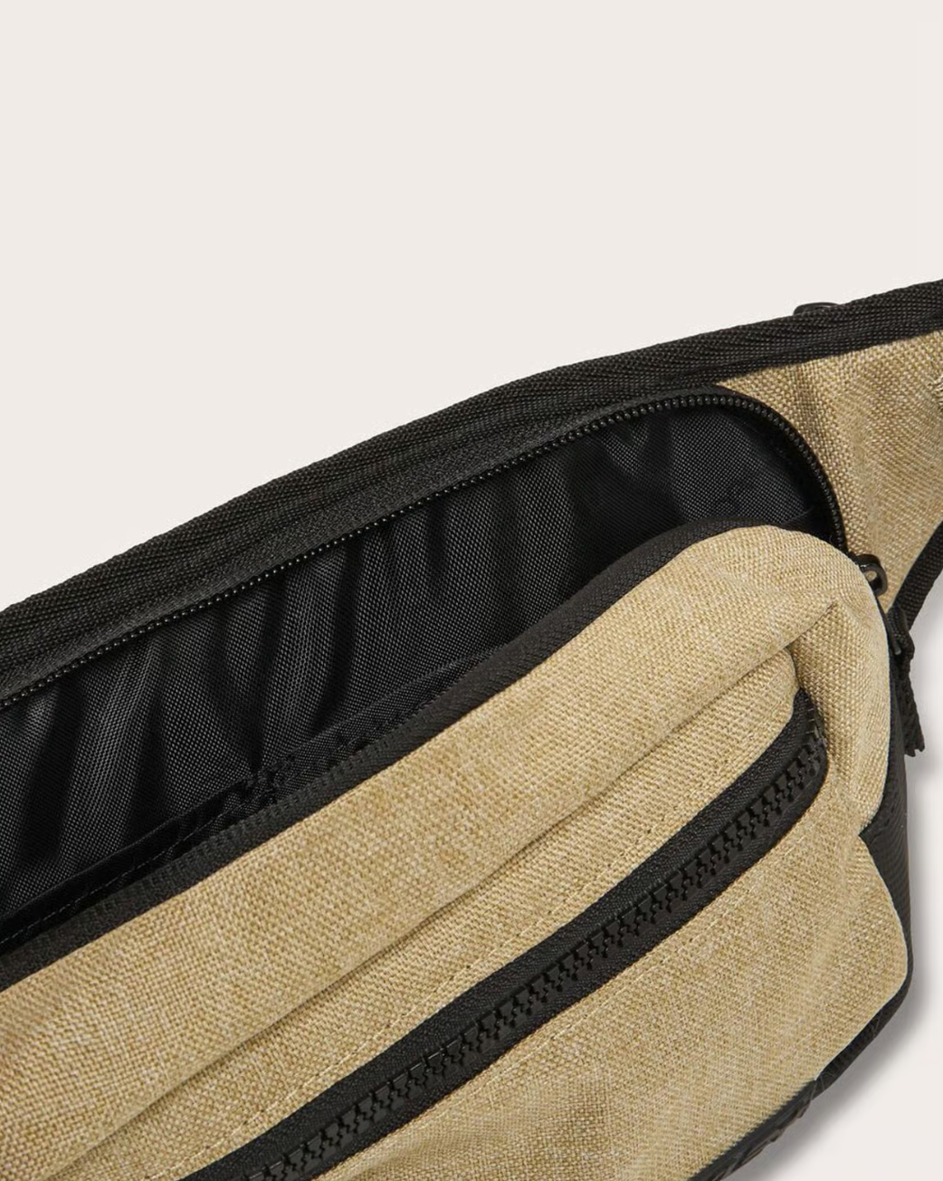 Oakley Transit Belt Bag  Pebble
