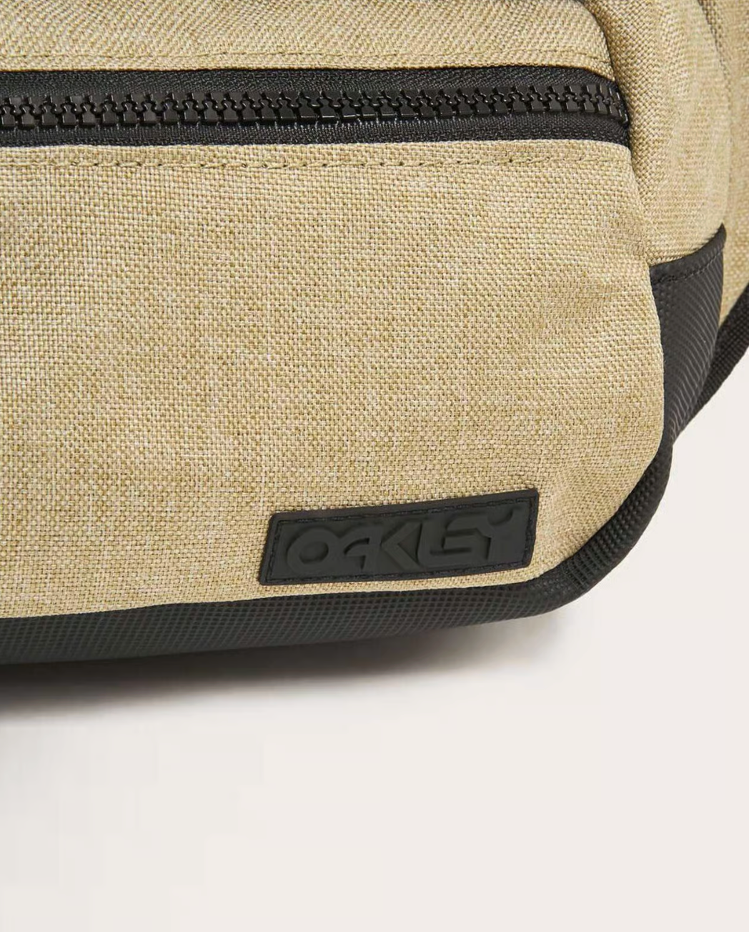 Oakley Transit Belt Bag  Pebble