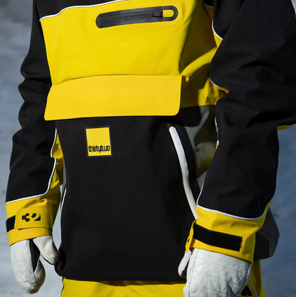 ThirtyTwo Anorak Light x Walker Black Yellow