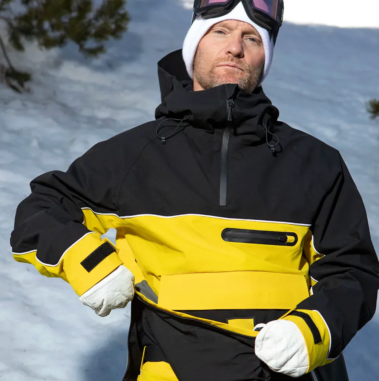 ThirtyTwo Anorak Light x Walker Black Yellow