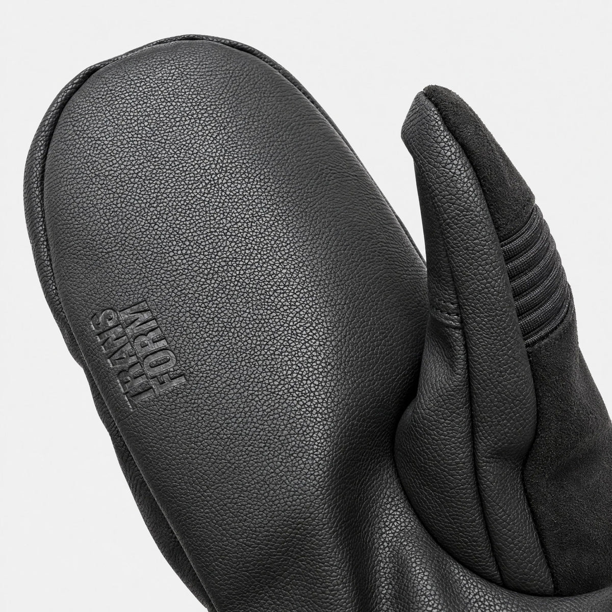 Transform KO Mitt Black
